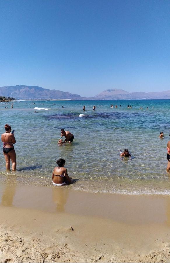 Casa vacanza da Mirella e Peppe Trappeto  Esterno foto